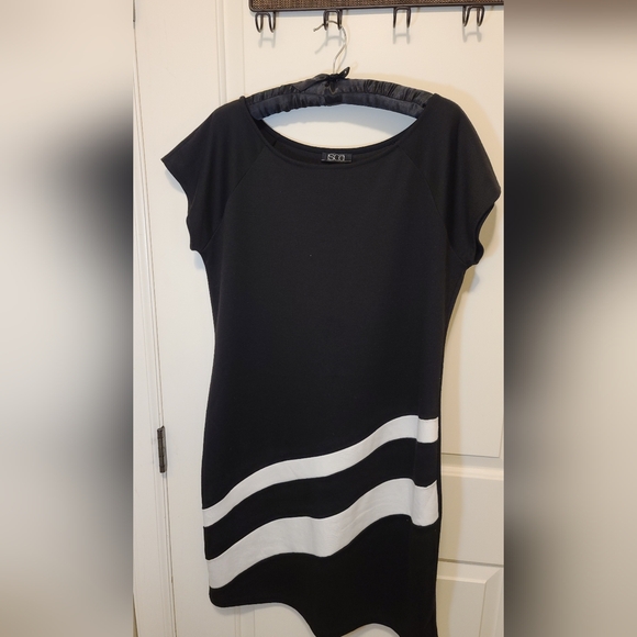 ISCA Black&White Colorblock Wave Graphic Shift Dress Size XL - Picture 4 of 12